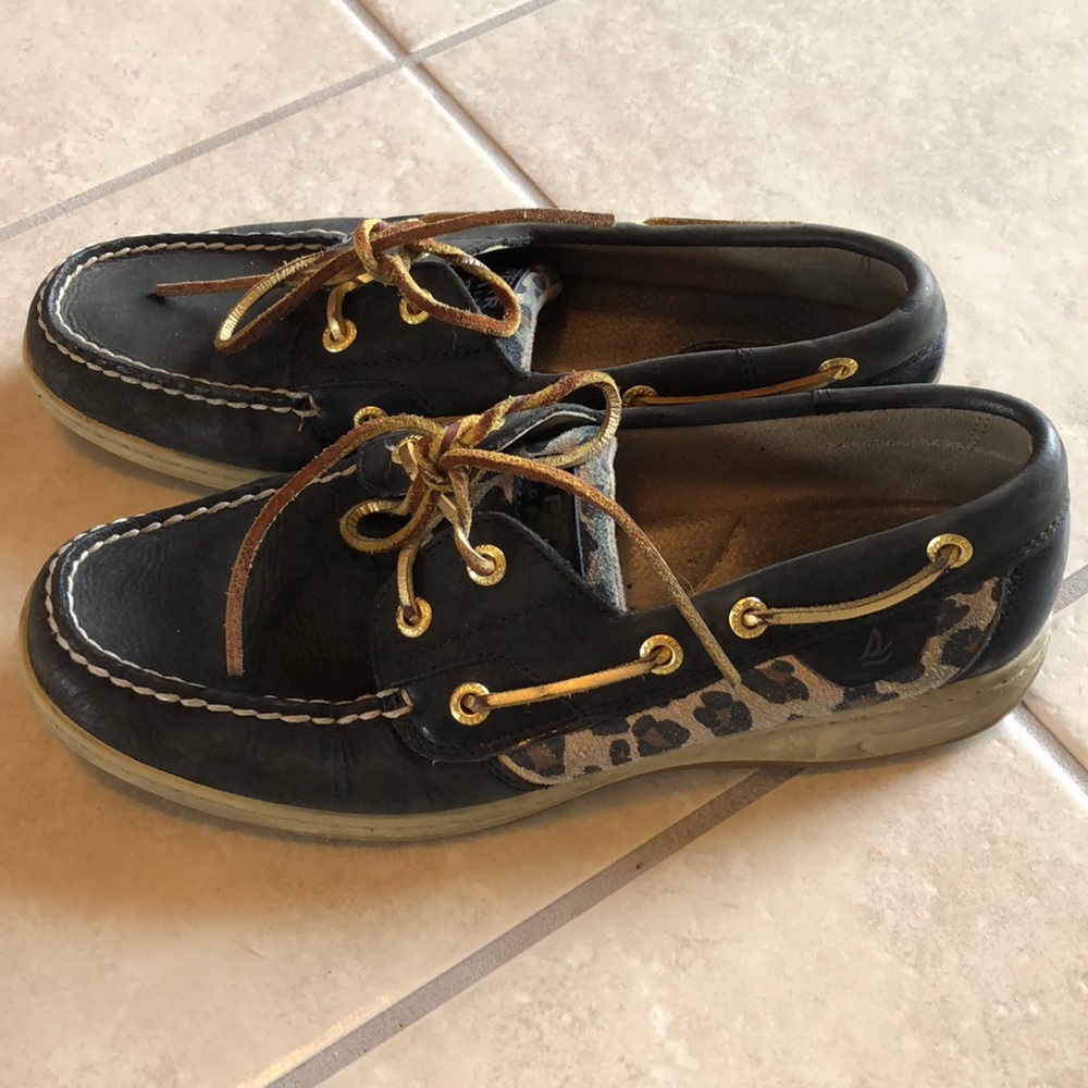 Black and leopard Sperry’s
